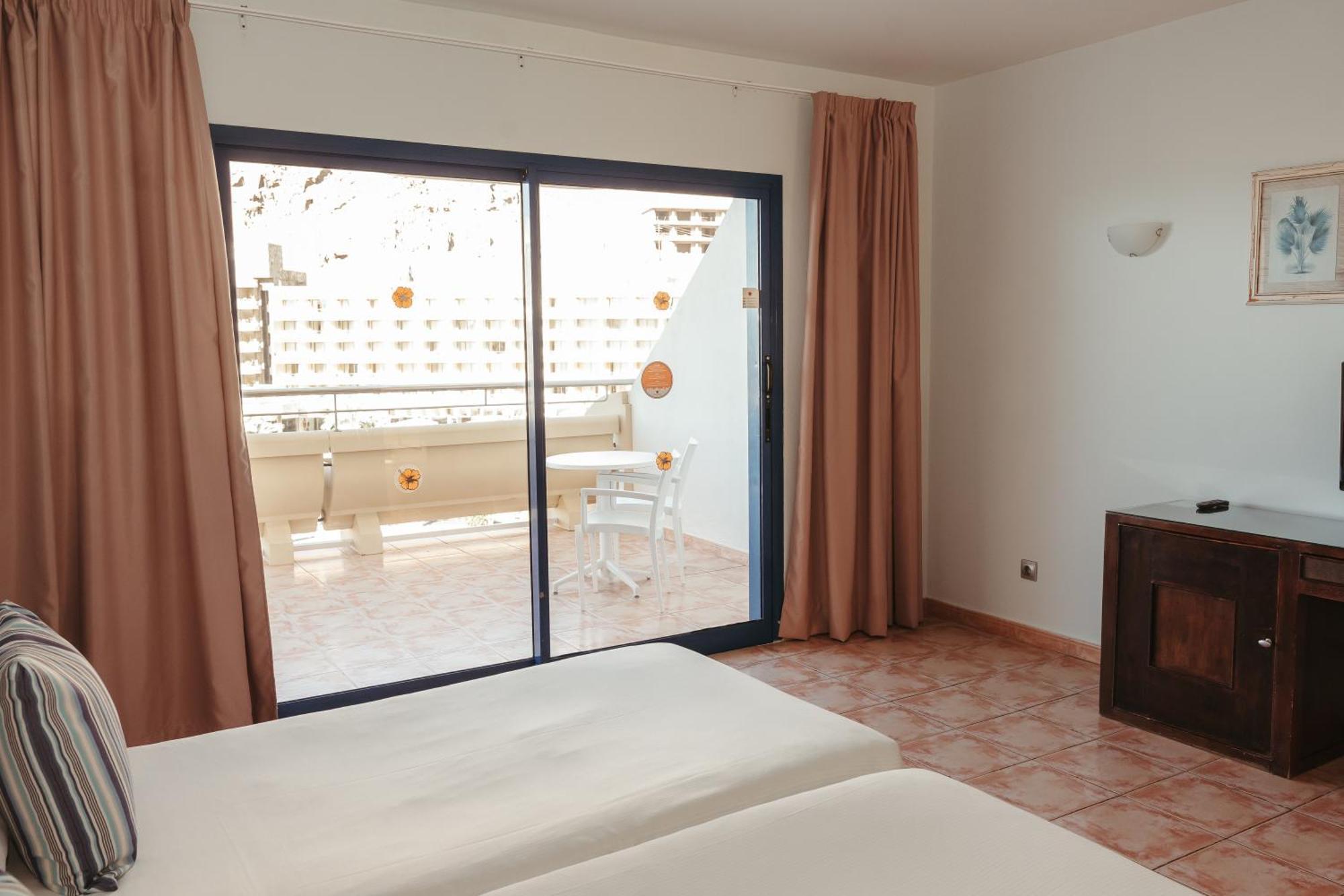Superior double sea view room terrace & Aquapark